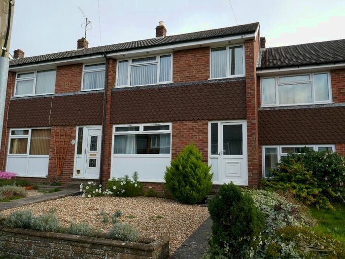 3 Bedroom Terraced House To Rent In Carisbrooke Gardens, Yeovil BA20