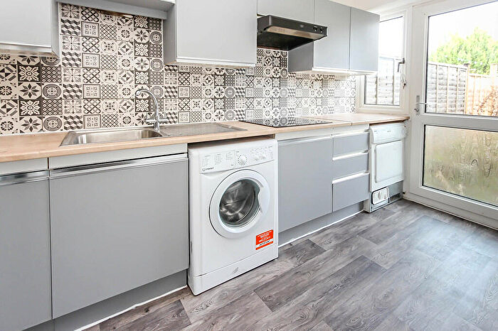 3 Bedroom Semi-Detached House For Sale In Wantage Road, Irchester, NN29