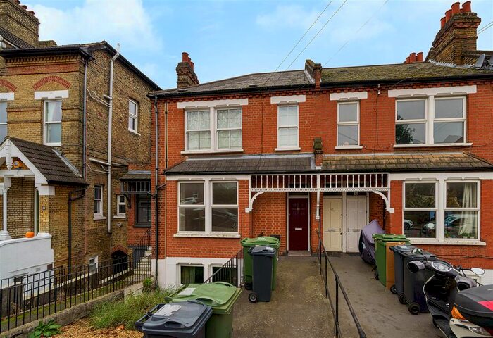 2 Bedroom Maisonette To Rent In Auckland Hill, West Norwood SE27