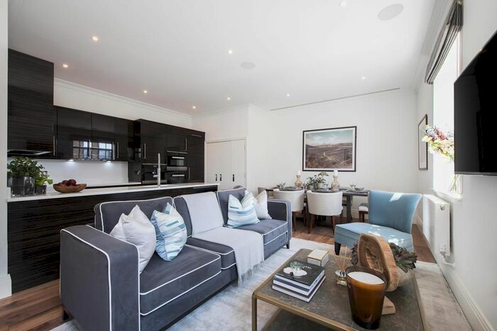 3 Bedroom Flat To Rent In Rainville Road, London, W6