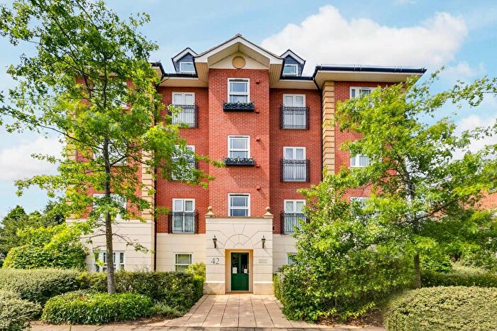 1 Bedroom Flat To Rent In Trinity Church Road, Barnes, SW13