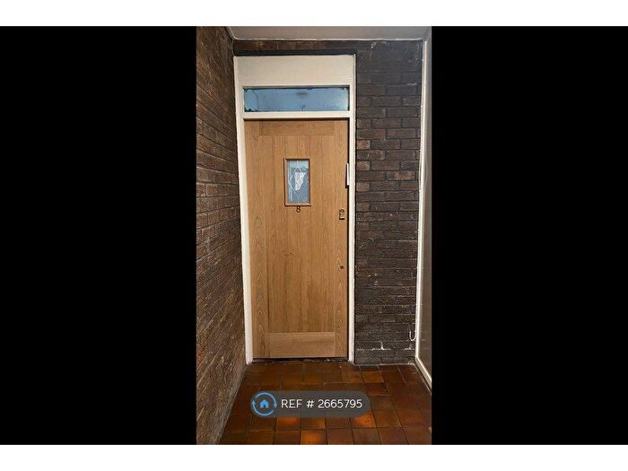 1 Bedroom Flat To Rent In Mayfair, Salford, M7