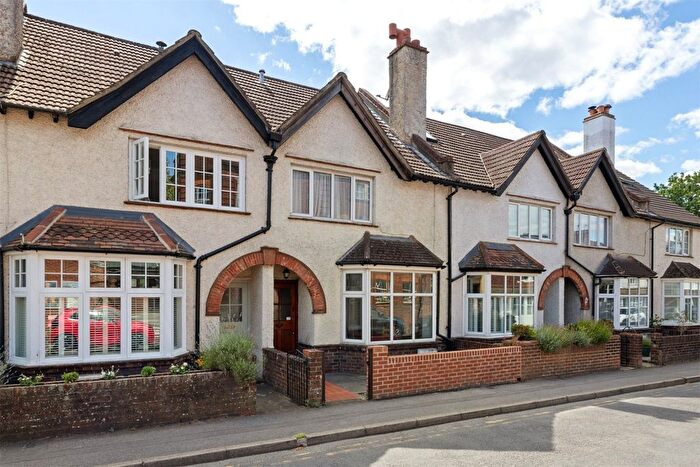 3 Bedroom Terraced House For Sale In Haslemere, Surrey, GU27