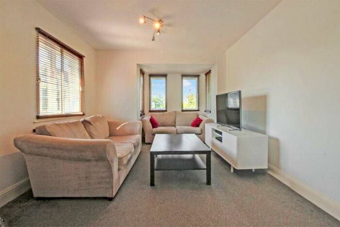 1 Bedroom Flat To Rent In Farrans Court, Northwick Avenue, Harrow, HA3