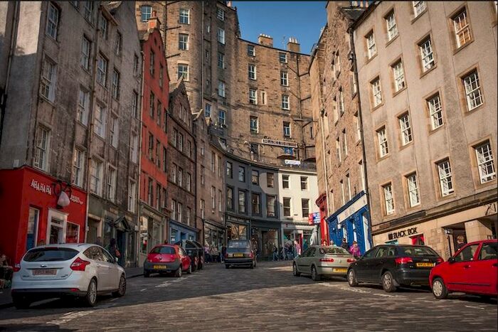 2 Bedroom Flat To Rent In West Bow, Edinburgh, EH1