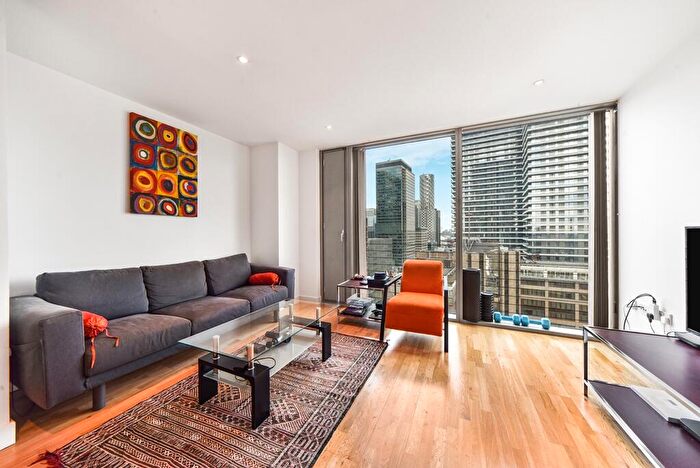 1 Bedroom Flat To Rent In Landmark East, Marsh Wall, E14