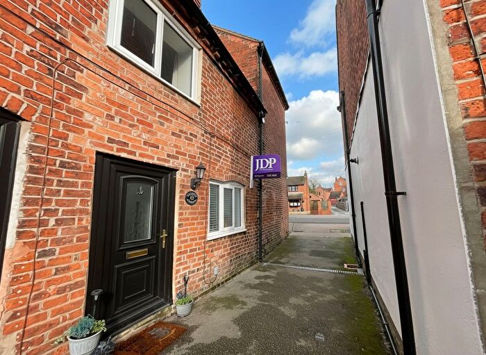 1 Bedroom Terraced House For Sale In Newcastle Road, Stone, ST15