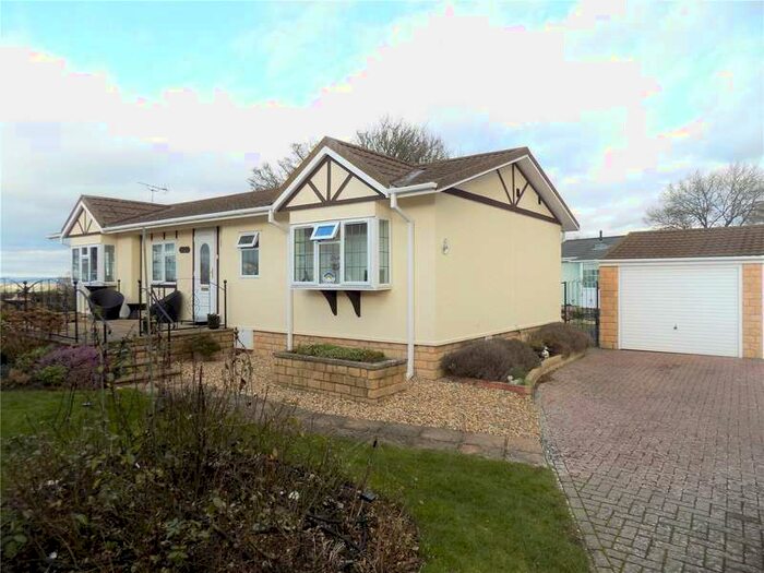 2 Bedroom Property For Sale In Lillybrook Estate, Bradenstoke Cum Clack, Chippenham, SN15