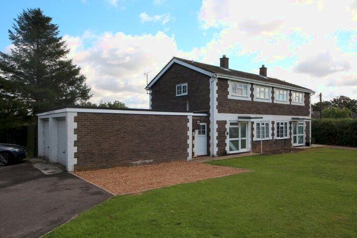 3 Bedroom Property To Rent In Cambridge Road, Babraham, Cambridge, CB22