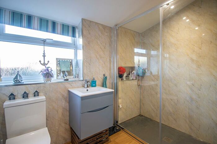 1 Bedroom Flat For Sale In Lifstan Way, Southend-on-Sea, SS1