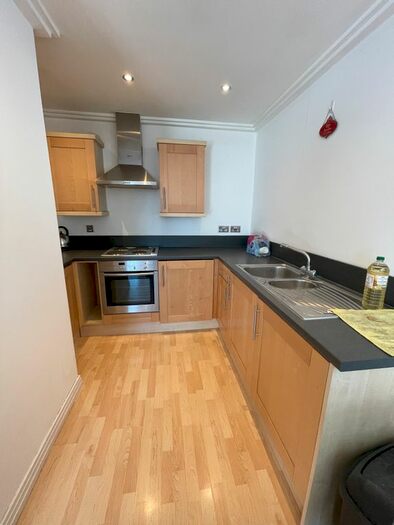 1 Bedroom Flat To Rent In Victoria Road, London, W3