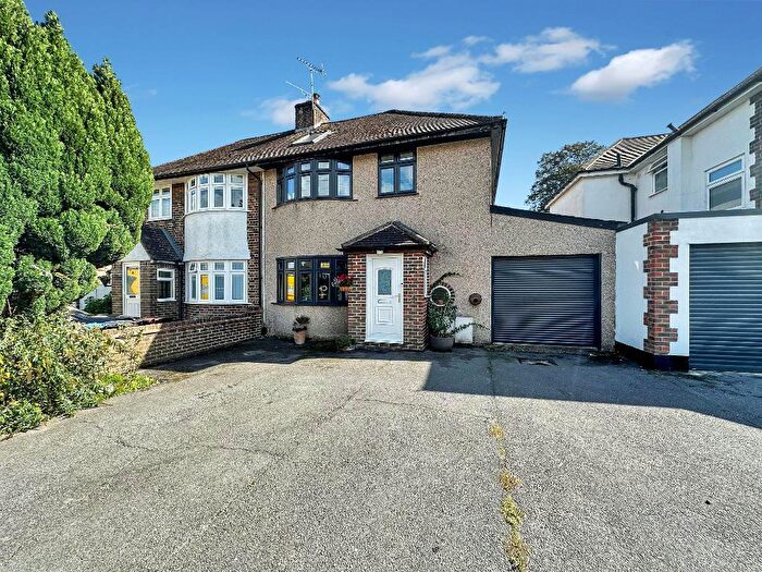 3 Bedroom Semi-Detached House For Sale In Farleigh Road, Warlingham, Surrey, CR6