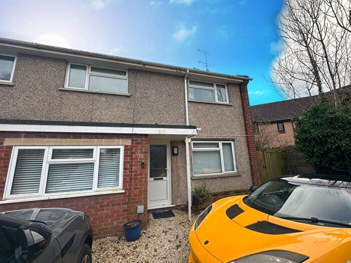 3 Bedroom Property To Rent In Heathfield, Chippenham, SN15