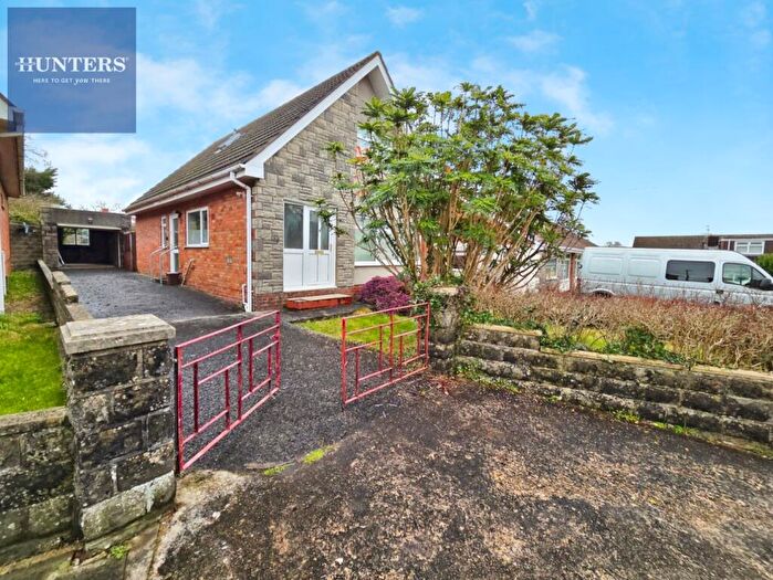 3 Bedroom Detached Bungalow For Sale In Bryn Rhedyn, Pencoed, Bridgend, CF35