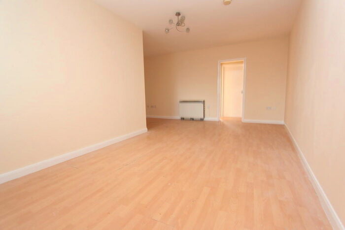 2 Bedroom Apartment To Rent In High Street, Ruislip, HA4