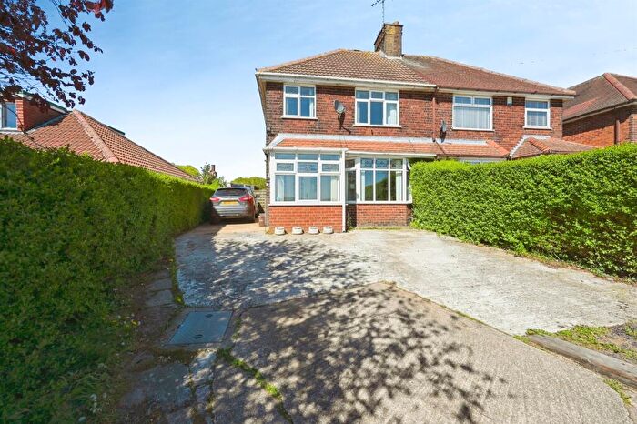 3 Bedroom Semi Detached House For Sale In Mansfield Road, Glapwell, Chesterfield, S44