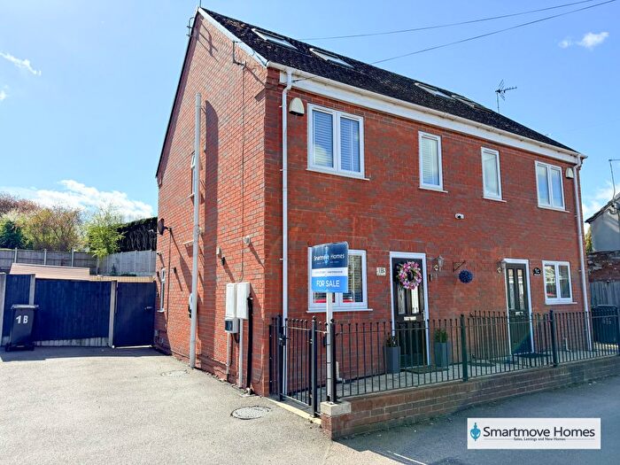 3 Bedroom Semi-Detached House For Sale In Bridle Lane, Ripley, DE5