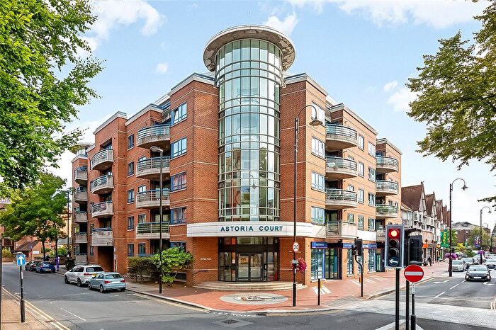 2 Bedroom Flat For Sale In High Street, Purley, CR8