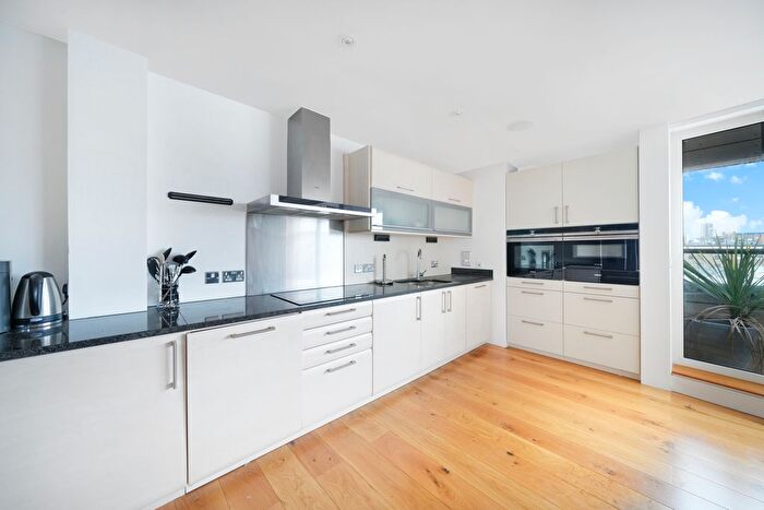 2 Bedroom Flat To Rent In Axis Court, East Lane, SE16