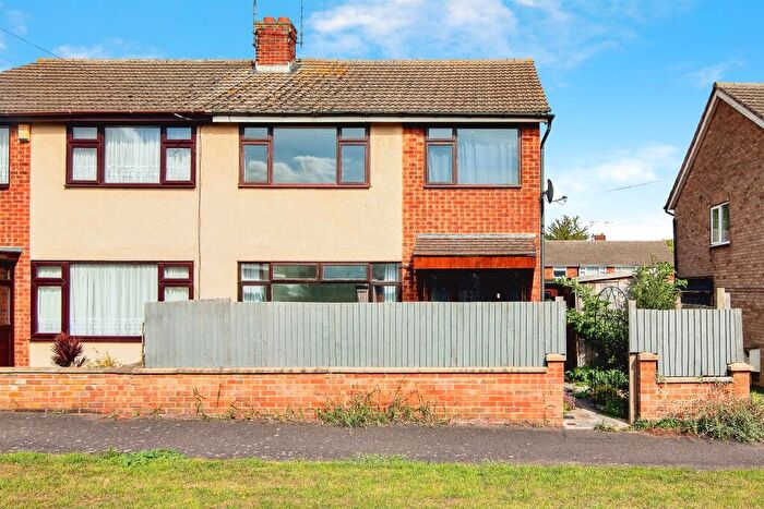 3 Bedroom Semi-Detached House For Sale In Ashridge Walk, Yaxley, Peterborough, PE7