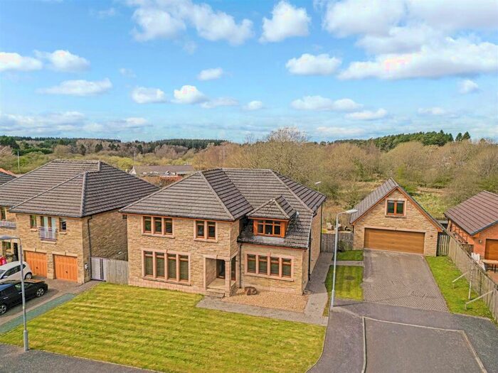 5 Bedroom Detached House For Sale In Albert Park, Braidwood, ML8