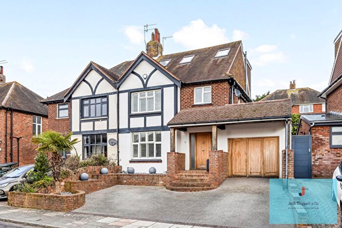 4 Bedroom Semi-Detached House For Sale In Sandringham Close, Hove, BN3