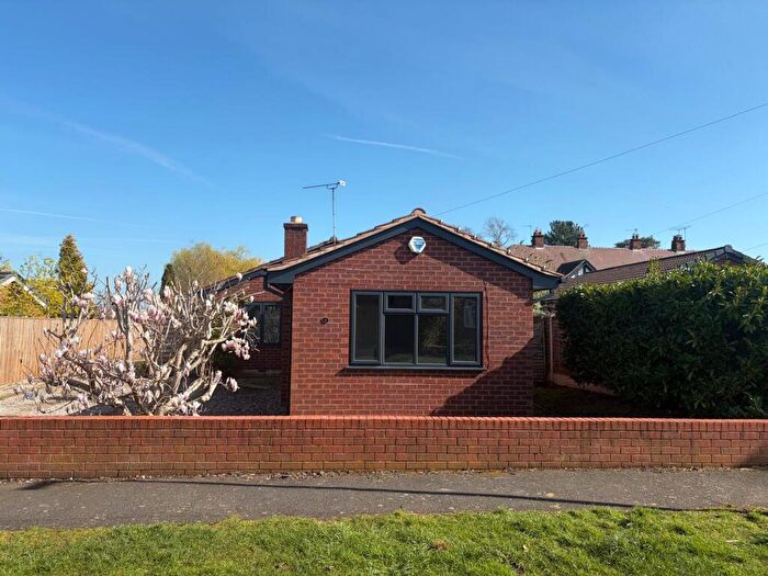 3 Bedroom Detached Bungalow For Sale In Greenfield Road, Waverton, CH3