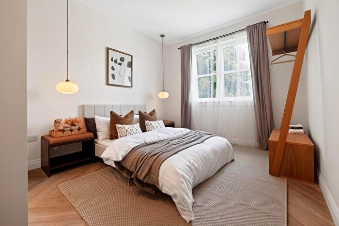 3 Bedroom Apartment For Sale In Priory Park, Main Road, Castlehead, Paisley, PA2