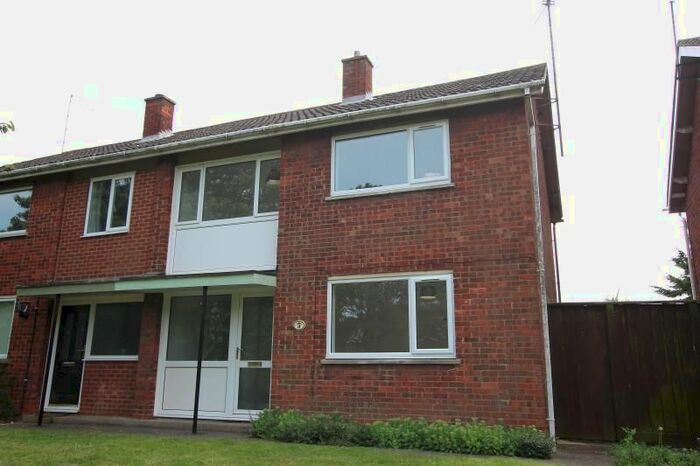 3 Bedroom Semi-Detached House To Rent In Church Walk, Farcet, Peterborough, PE7