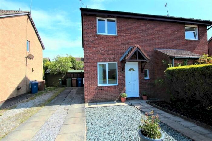 2 Bedroom Property To Rent In Curlew Close, Beverley, HU17
