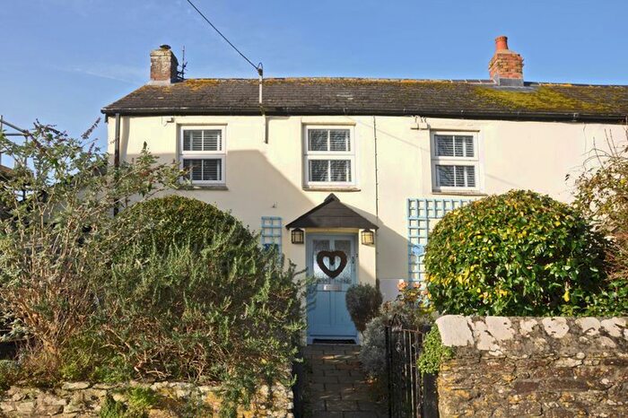 3 Bedroom Property For Sale In Pendower Road, Veryan, Truro, TR2