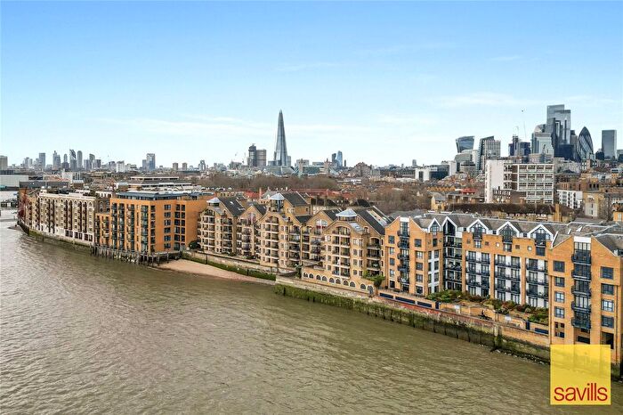 2 Bedroom Flat For Sale In Wapping High Street, London, E1W