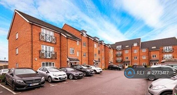 1 Bedroom Flat To Rent In Bryanstone Road, Waltham Cross, EN8