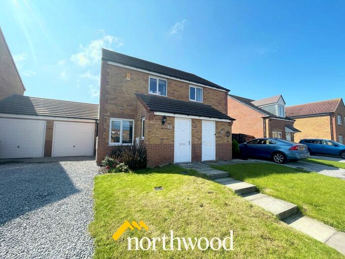2 Bedroom Semi-Detached House To Rent In Kingsway, Stainforth, Doncaster, DN7