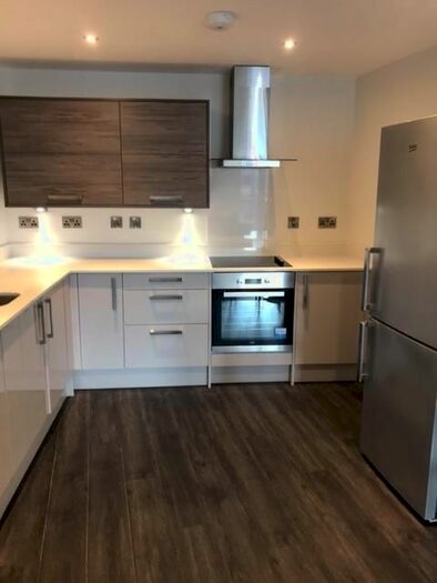 2 Bedroom Flat To Rent In Agin Court, Leicester, LE1