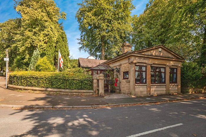 1 Bedroom Bungalow For Sale In Old Road, Mottram, Hyde, Greater Manchester, SK14