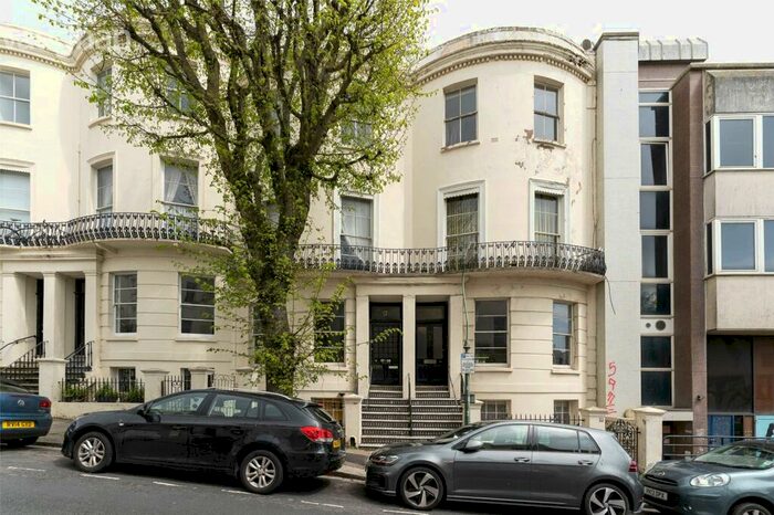 2 Bedroom Flat To Rent In Brunswick Road, Hove, East Sussex, BN3