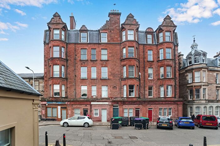 3 Bedroom Flat For Sale In / Bath Street, Portobello, Edinburgh, EH15