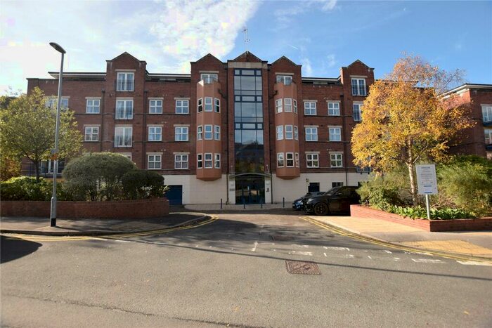 2 Bedroom Apartment To Rent In Carisbrooke Road, Far Headingley, Leeds, LS16