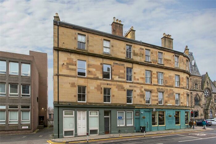 2 Bedroom Flat To Rent In Causewayside, Newington, Edinburgh, EH9