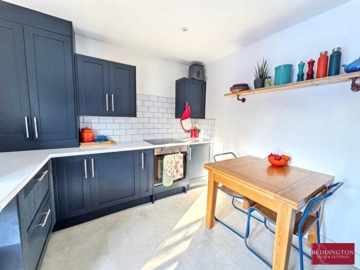 2 Bedroom Semi-Detached Bungalow For Sale In Clover Place, Thringstone, Coalville, LE67