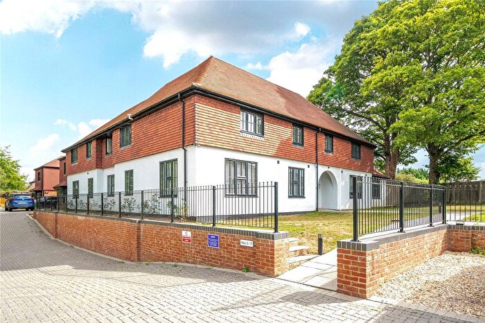 14 Bedroom Flat For Sale In Milkingpen Lane, Old Basing, Basingstoke, RG24