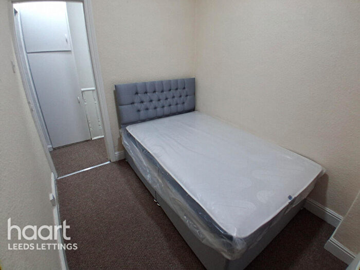 2 Bedroom Terraced House To Rent In Dobson Place, Leeds, LS11