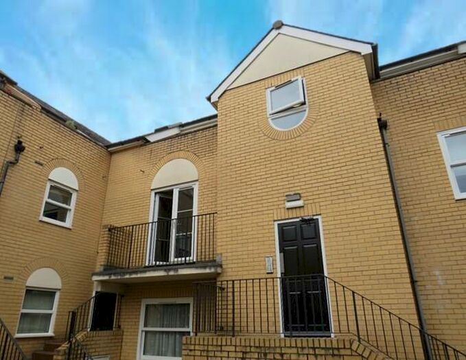 1 Bedroom Apartment To Rent In York Terrace, Cambridge, CB1