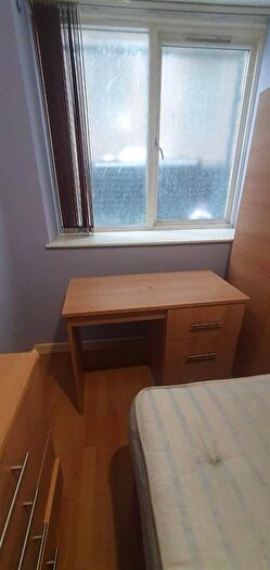 1 Bedroom Flat To Rent In Sunbridge Road, Bradford, BD1