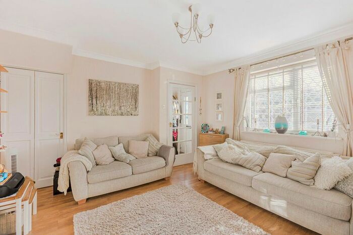 4 Bedroom Terraced House For Sale In Northaw Road West, Northaw, Potters Bar, EN6