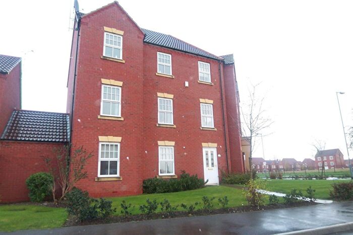 2 Bedroom Flat To Rent In Price Close East, Chase Meadow Square, Warwick, CV34