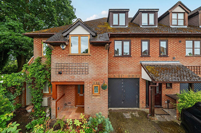 3 Bedroom End Of Terrace House For Sale In The Cloisters, Woking, Surrey, GU22