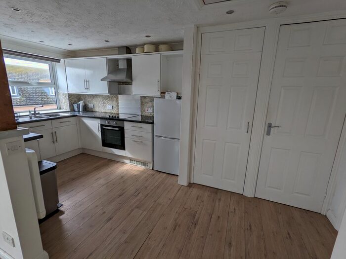 1 Bedroom Flat To Rent In Harbour Road, Seaton, EX12
