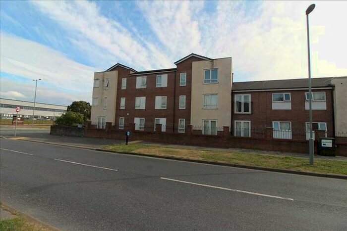 2 Bedroom Flat For Sale In Briton Court, Britonside Avenue, Kirkby, L32